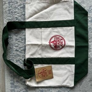 Trader Joe's LARGE Green and Cream Tote Bag